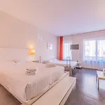 Montempo Cite Internationale 3*