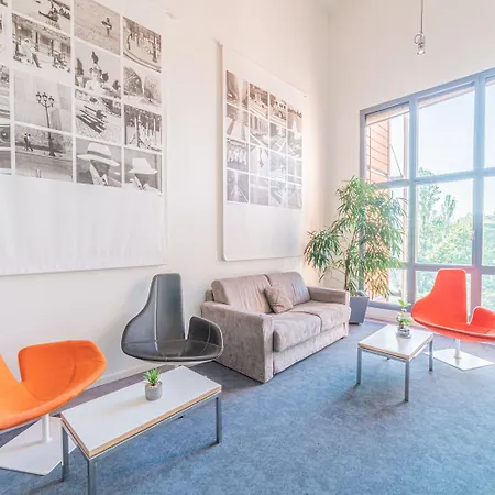 Hotel Montempo Cite Internationale 3*